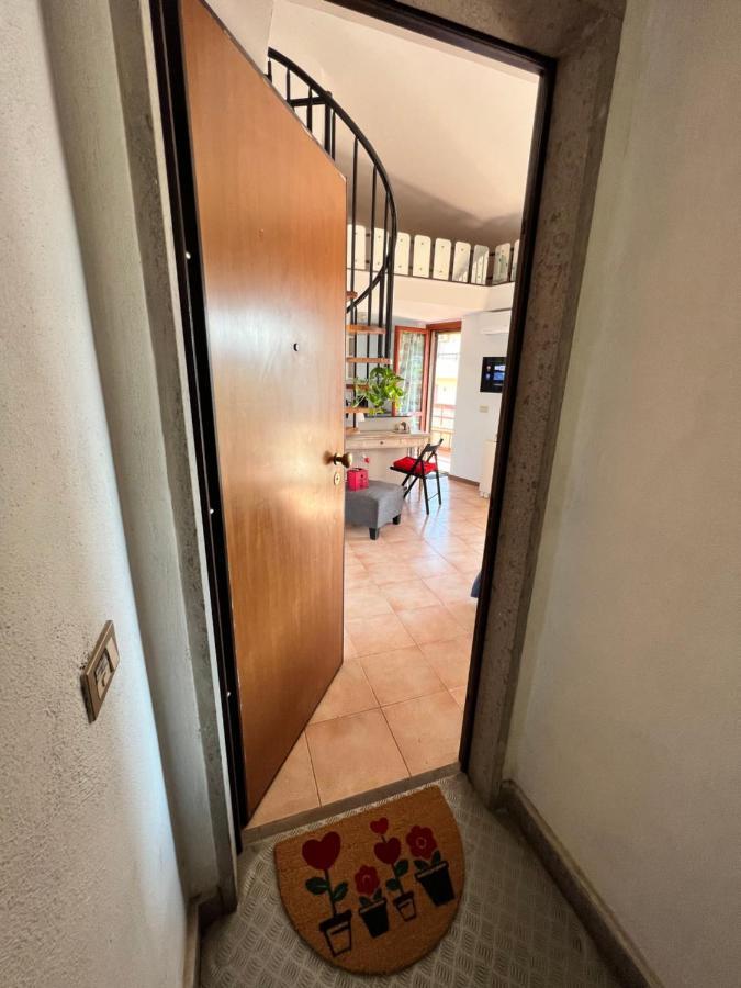 Mansardina A Pochi Passi Da Roma Apartment Morlupo Exterior foto