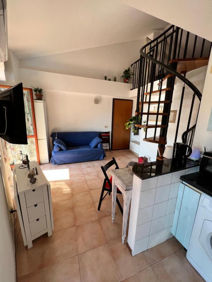 Mansardina A Pochi Passi Da Roma Apartment Morlupo Exterior foto